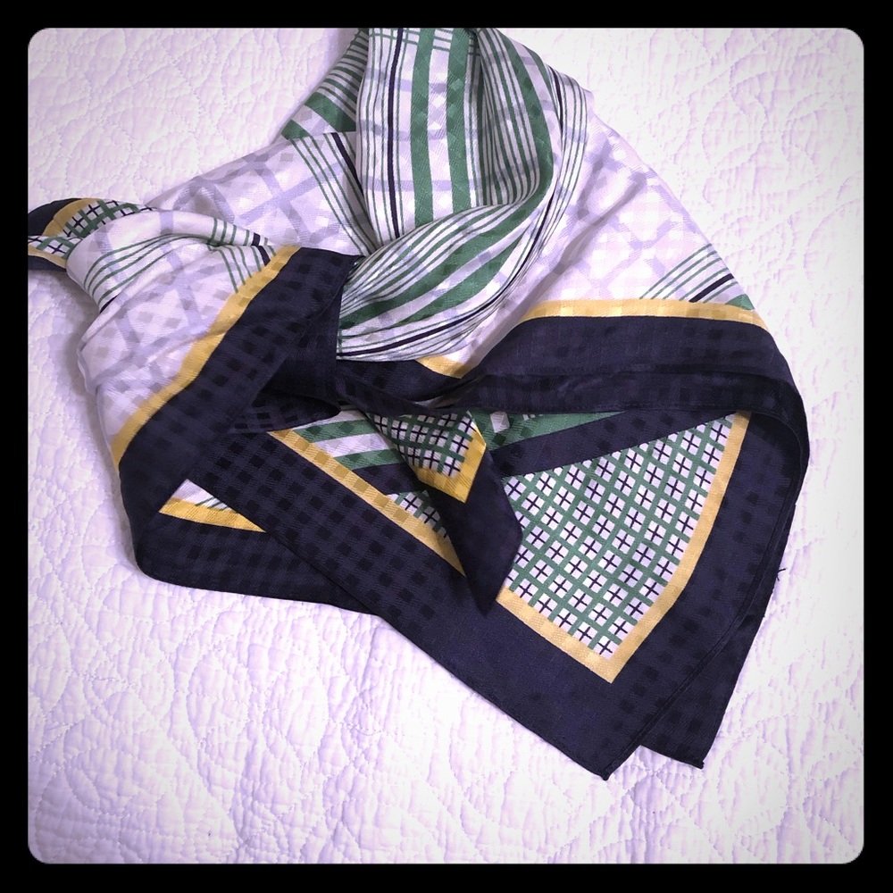 Ann Taylor Green Neck Scarf - silky